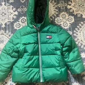 Tommy Hilfiger good condition just like in picture
